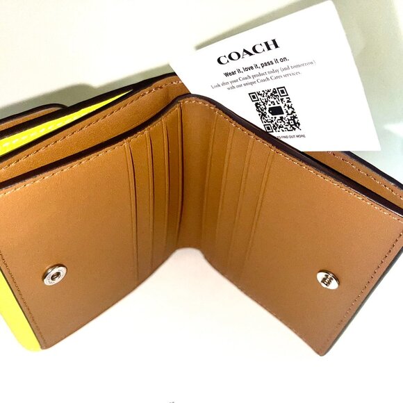 NWT COACH NEW Small Morgan Snap Wallet - Picture 10 of 16